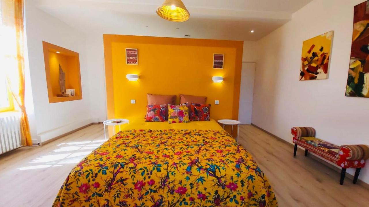 Aux Couleurs De Commarin Chambres D'Hotes Ngoại thất bức ảnh