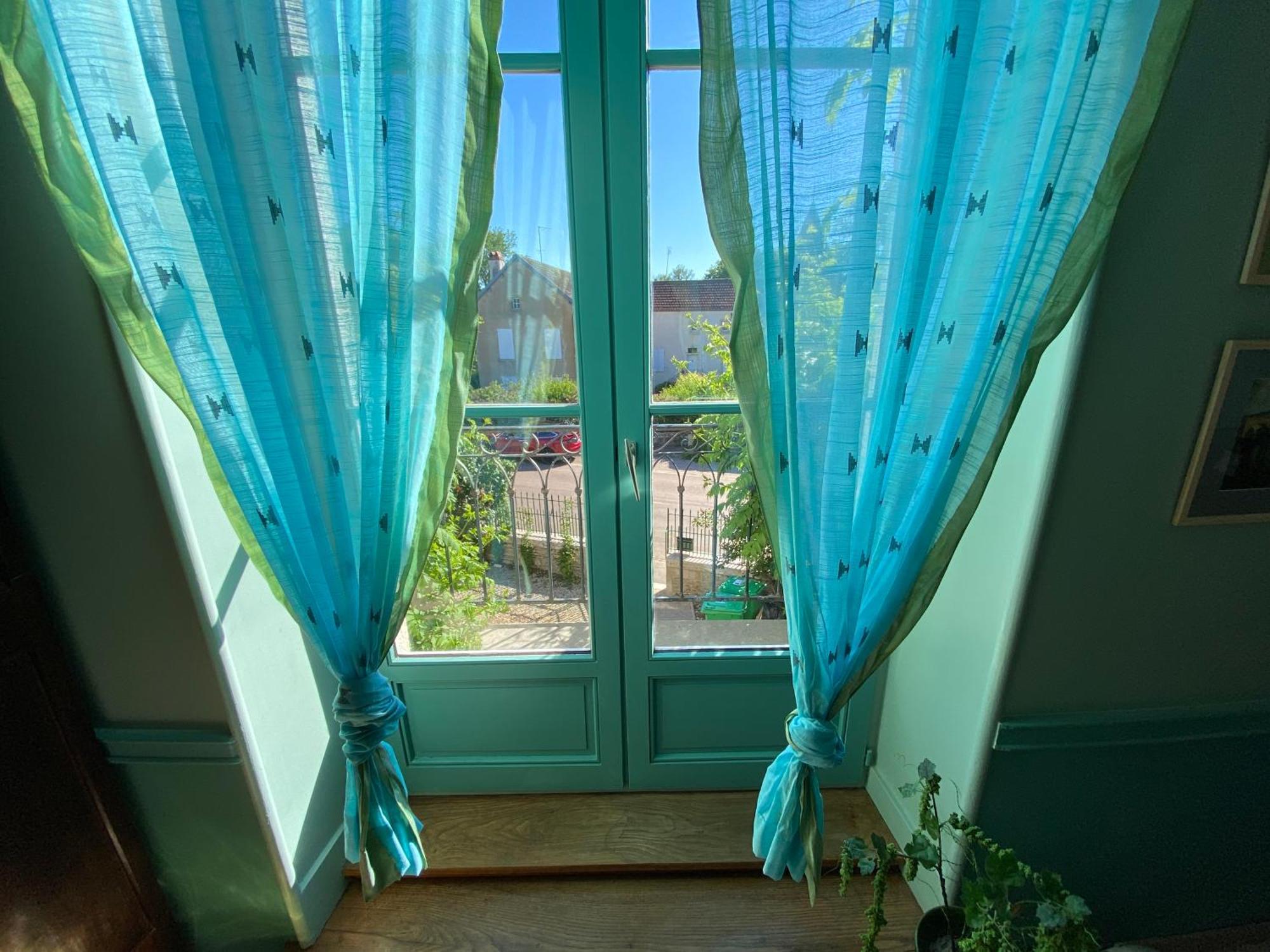 Aux Couleurs De Commarin Chambres D'Hotes Ngoại thất bức ảnh